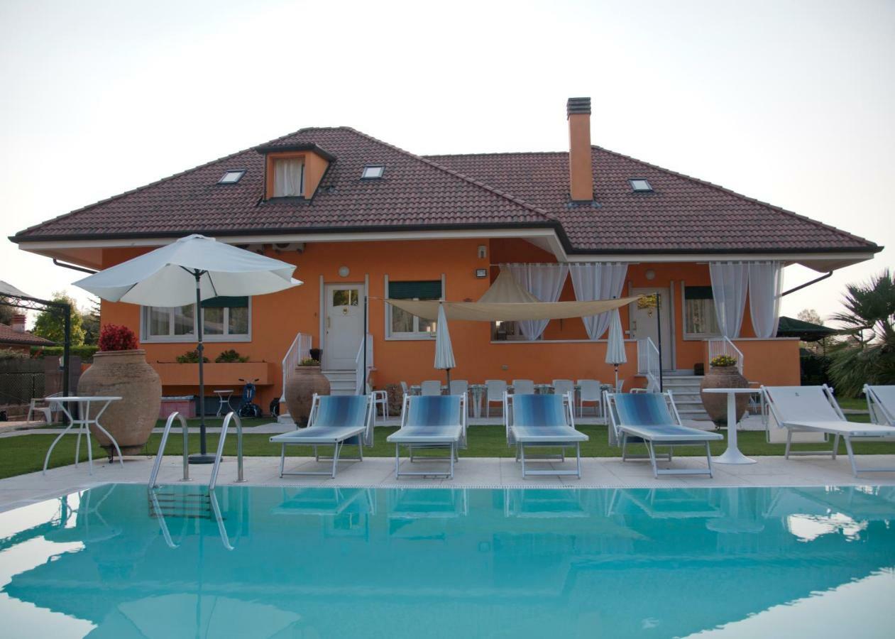Villa Orange Пескантина Екстериор снимка